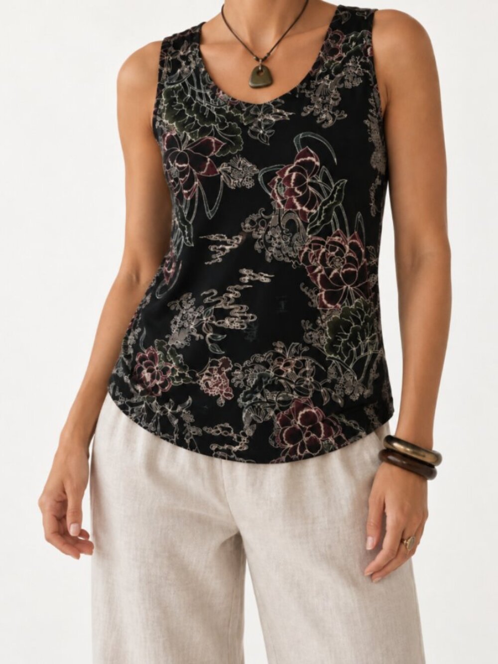 Chico's Travelers Slinky Ribbed Scoop Neck Tank Romantic Floral Size Large